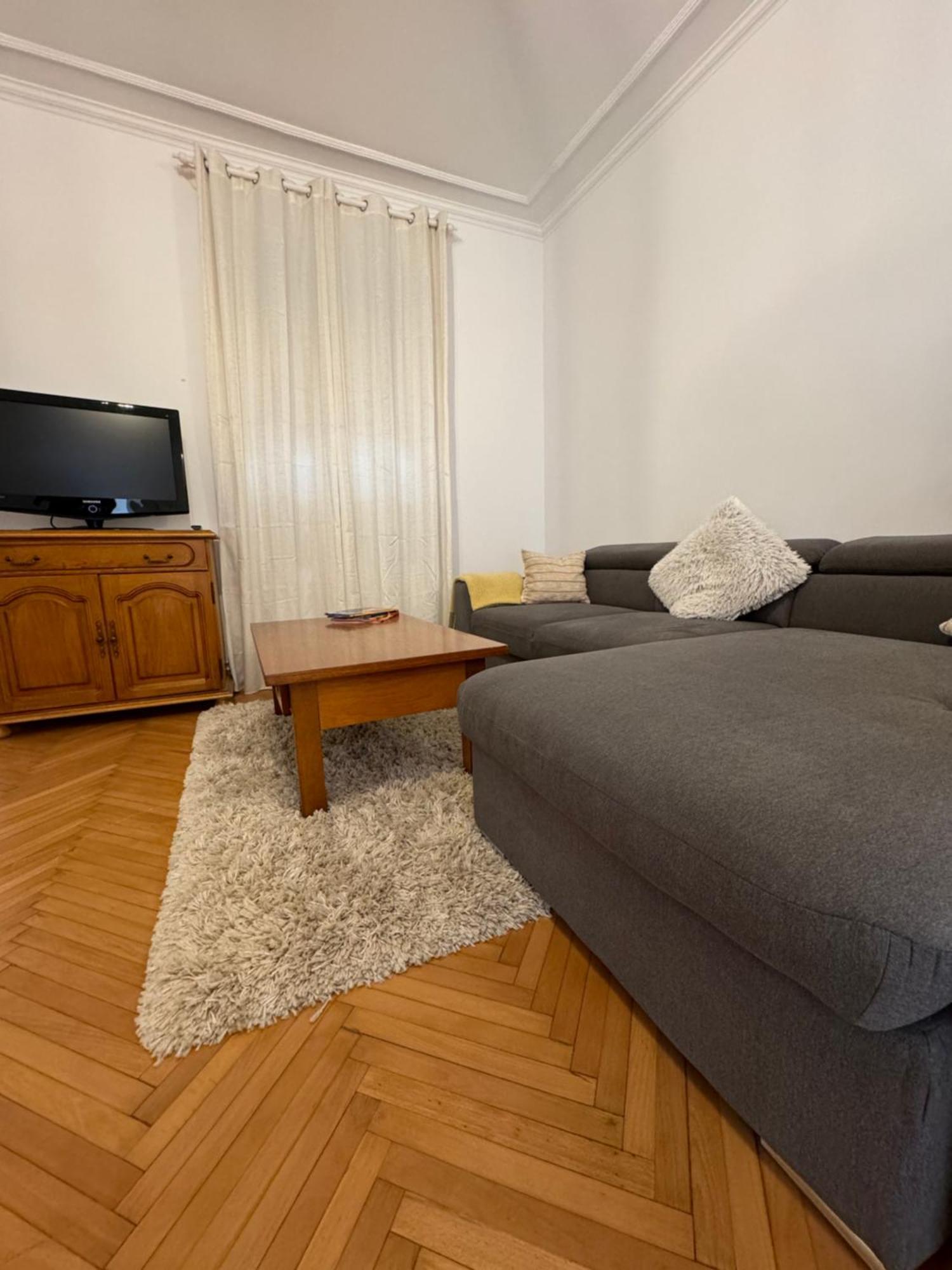 Apartamento City Charm Braşov Exterior foto
